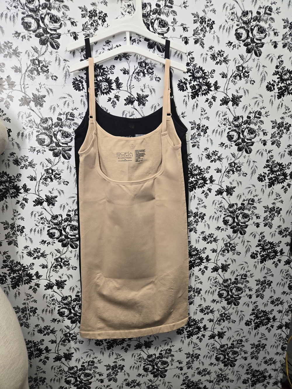 Sofia Vergara 2 Pack Seamless Shapewear- Nude & Black NWOT